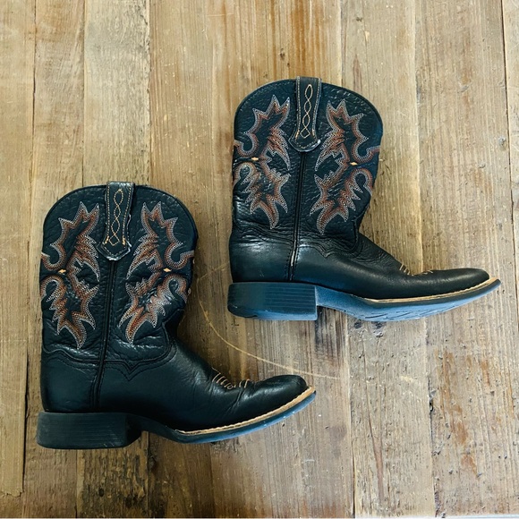 ARIAT Boots Western Cowboy Boots Kids Black with Embroidered Design Size 1 - Picture 7 of 10